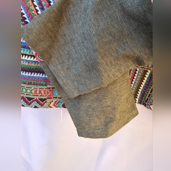 Multicolor Patterned Women's Abstract Print Jacket - Picture 5 of 5